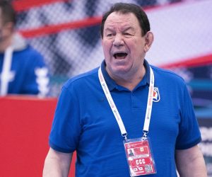 epa08870828 Head coach Nenad Sostaric of Croatia reacts during the EHF EURO 2020 European Women's Handball preliminary round match between Serbia and Croatia at Sydbank Arena in Kolding in Denmark, 08 December 2020.  EPA/CLAUS FISKER DENMARK OUT