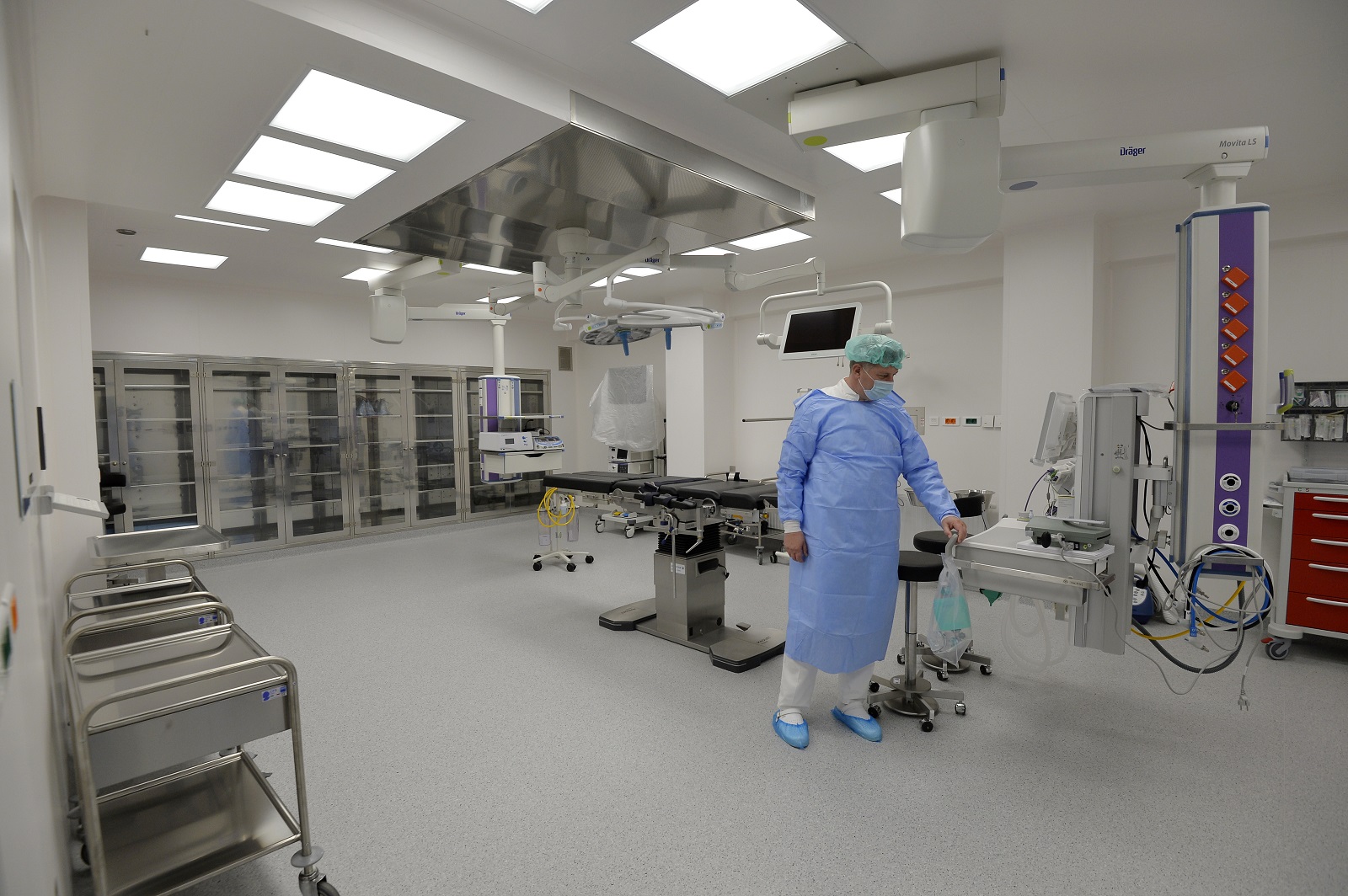 Split, 21.12.2020 - Otvoren operacijski blok Zavoda za traumatologiju i ortopediju, prvi novi nakon
45 godina u KBC-u Split.                                        foto HINA/ Mario STRMOTIC/ ms