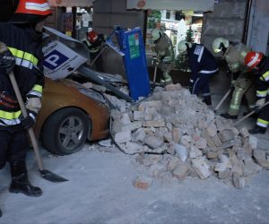 Sisak, 29.12.2020. - Potres jačine 6.3 po Richteru koji je pogodio Petrinju, osjetio se u Sisku. 
foto HINA/ Tomislav PAVLEK/ ml