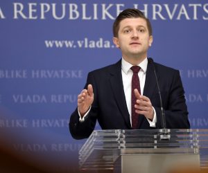 05.12.2020., Zagreb - Ministar Zdravko Maric na konferenciji za medije komentirao je novo izvjesce o kreditnom rejtingu RH. Photo: Jurica Galoic/PIXSELL