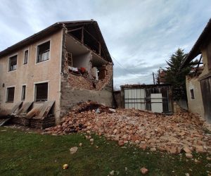 Srušena kuća u potresu koji je 29.12.2020. pogodio Petrinju. Foto: Saša Zinaja/Nfoto