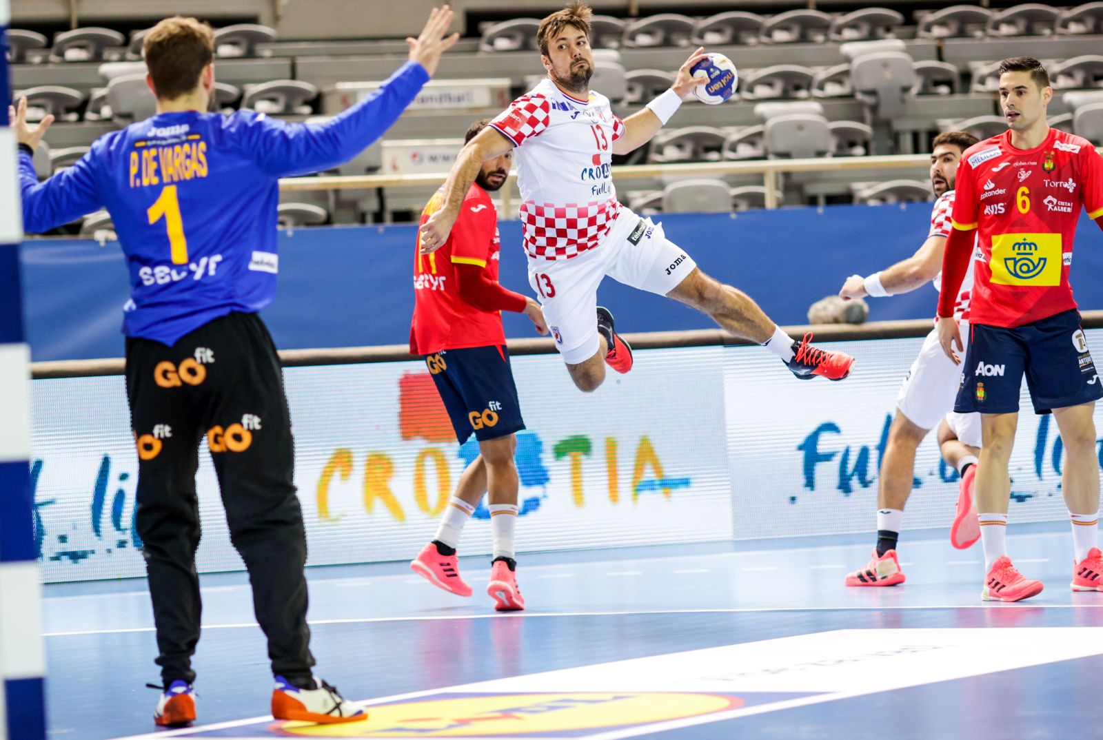 Poreč, 05.01.2021. - Utakmica EHF EURO Cupa između rukometaša Hrvatske i Španjolske. foto HINA/ HRS/ ml