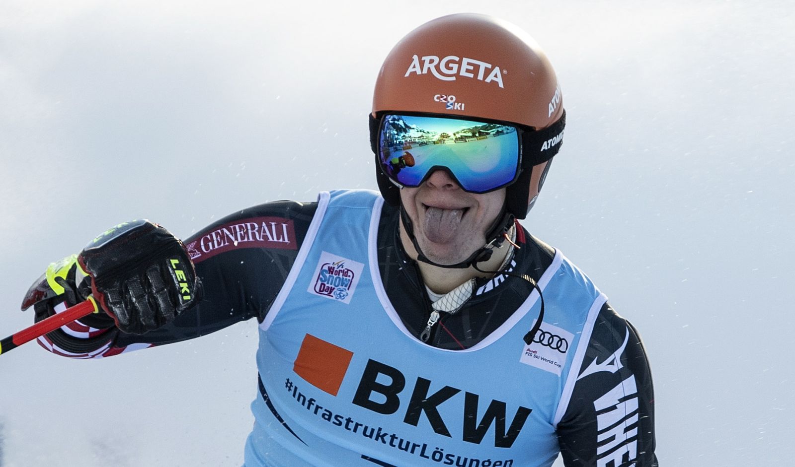 epa08926512 Filip Zubcic of Croatia reacts in the finish area during the second run of the men's giant slalom race at the FIS Alpine Skiing World Cup event in Adelboden, Switzerland, 08 January 2021.  EPA/PETER SCHNEIDER