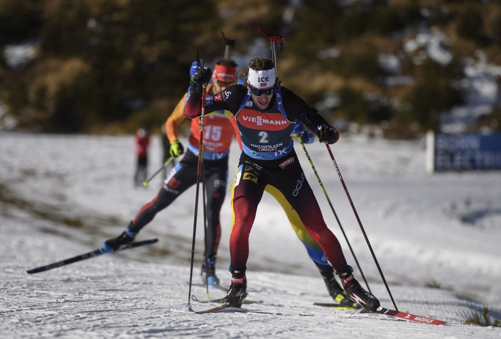 epa08895530 Sturla Holm Laegreid of Norway in action during the Men’s 15km Mass Start race at the IBU Biathlon World Cup in Hochfilzen, Austria, 20 December 2020.  EPA/CHRISTIAN BRUNA