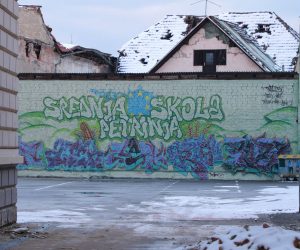 Petrinja, 15.01.2021. -Petrinjska srednja škola oštećena u potresu. foto HINA/ Tomislav PAVLEK/ tš