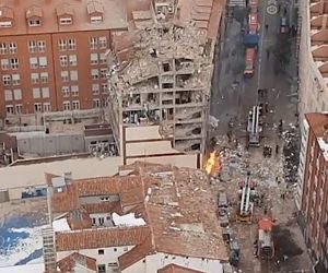 epa08952574 A frame grab from a handout video released by Spanish National Police shows an aerial view of Toledo street in Madrid, Spain, 20 January 2021, after a strong gas explosion caused the collapse of part of a building close to the Virgin of La Paloma church. At least three people died due to the explosion, according to reports.  EPA/HANDOUT  HANDOUT EDITORIAL USE ONLY/NO SALES