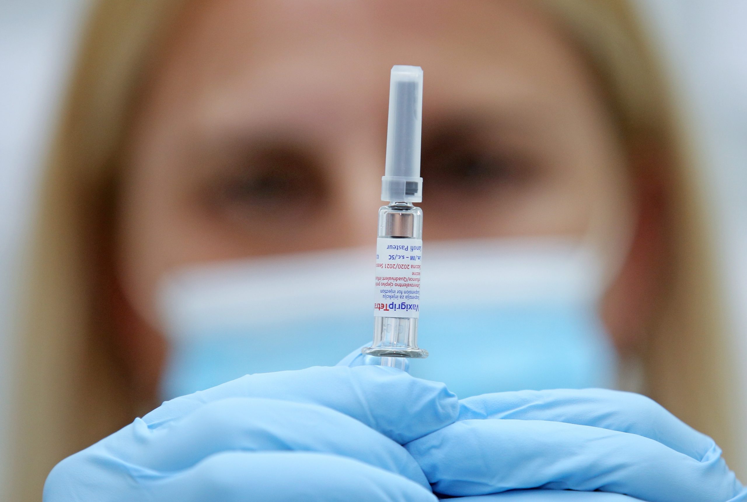 19.10.2020., Sibenik - U cijeloj Hrvatskoj pocelo je cijepljenje protiv gripe. Ove je godine nabavljeno cetverovalentno cjepivo VaxigripTetra koje sadrzi cetiri podtipa virusa i to virusa A (H1N1 i H3N2) i dva podtipa virusa B.
Photo: Dusko Jaramaz/PIXSELL