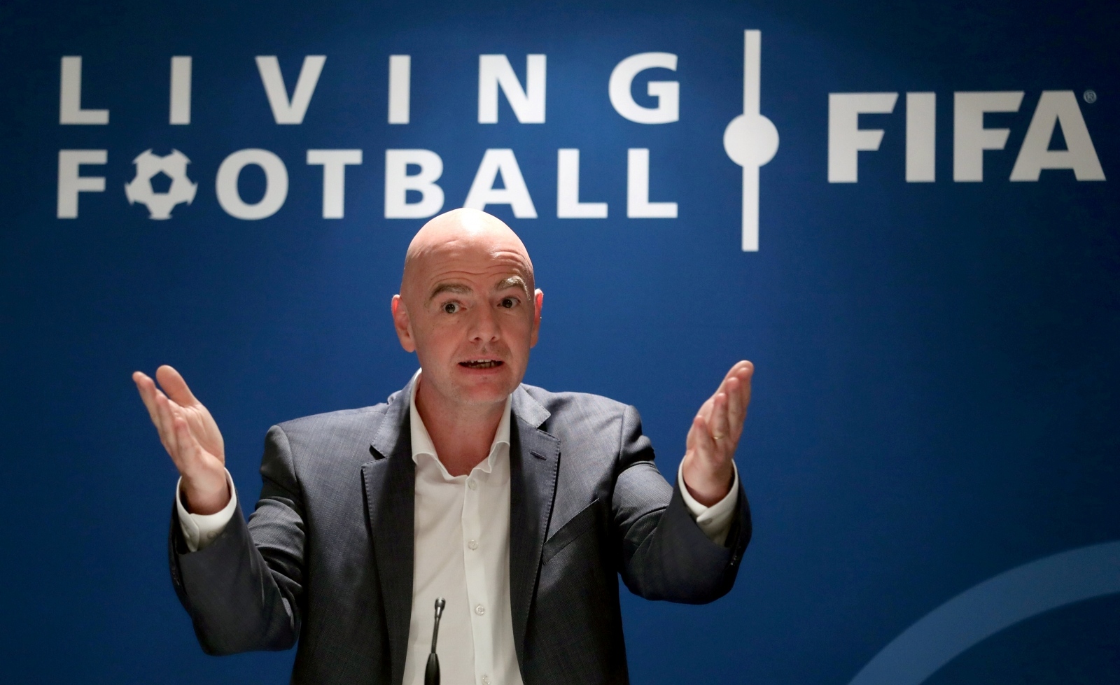 FILE PHOTO: FIFA's President Infantino gestures during a panel discussion in Zurich FILE PHOTO: FIFA's President Gianni Infantino gestures during a panel discussion at the FIFA headquarters in Zurich, Switzerland September 30, 2020. REUTERS/Arnd Wiegmann/File Photo ARND WIEGMANN