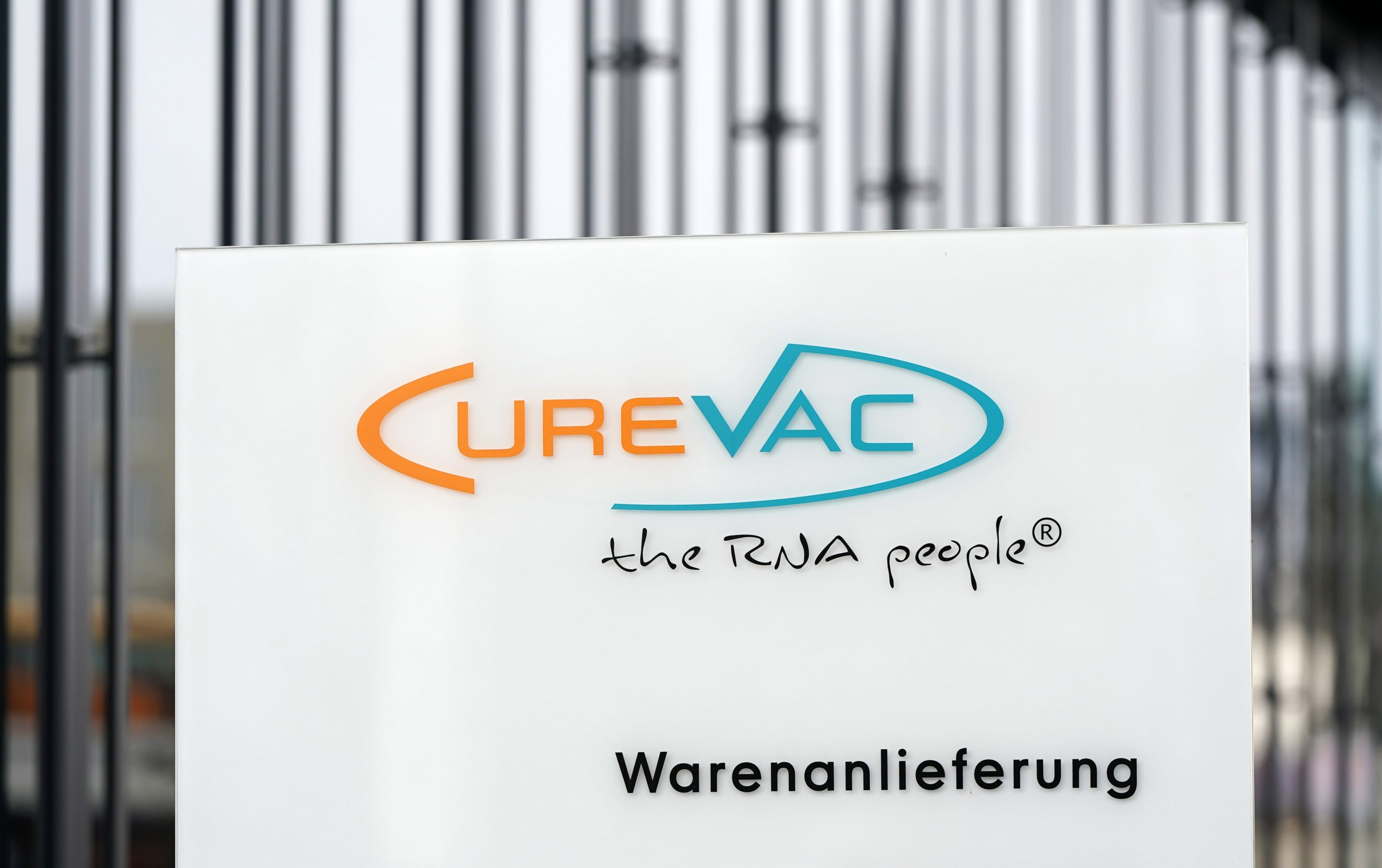 epa08986719 A view of a logo of biopharmaceutical company CureVac at the main building in Tuebingen, Germany, 04 February 2021. German biotech firm CureVac produces the 'CVnCoV' vaccine against Covid-19.  EPA/RONALD WITTEK