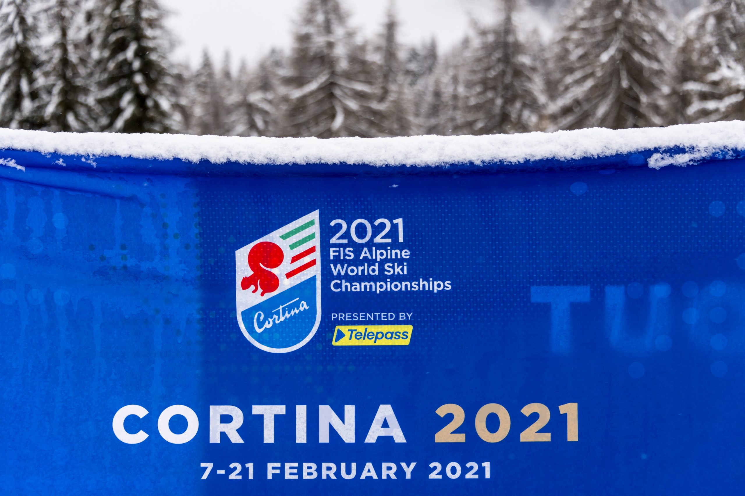 epa08993542 A logo of Cortina 2021 at the 2021 FIS Alpine Skiing World Championships in Cortina d'Ampezzo, Italy, 07 February 2021. The 2021 FIS Alpine World Ski Championships will be held in Cortina d'Ampezzo from 7 to 21 February 2021.  EPA/JEAN-CHRISTOPHE BOTT