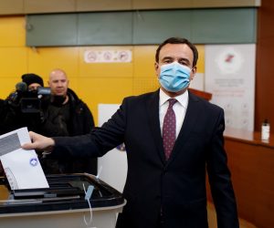 epa09011352 Leader of the movement Self-determination (Vetevendoje) Albin Kurti casts his vote at a voting center in Pristina, Kosovo, 14 February 2021. Kosovo's early parliamentary elections will be held on 14 February 2021. Around 1.8 million voters have the right to cast ballots during snap elections to elect a new 120 seat parliament.  EPA/VALDRIN XHEMAJ