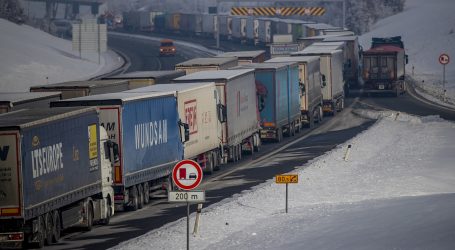 Nova ograničenja uzrokovala prometni zastoj od Njemačke do Italije