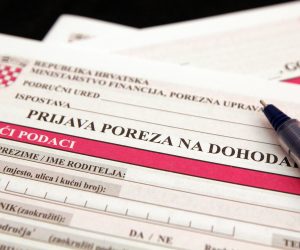03.02.2014., Sibenik -
Sirom Hrvatske pocelo je podnosenje poreznih prijava na dohodak za 2013.godinu.
Poto: Dusko Jaramaz/PIXSELL