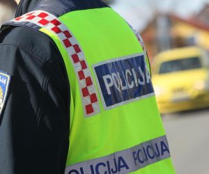 15.04.2013., Koprivnica - Prometna policija PU koprivnicko-krizevacke u obavljanju svakodnevnog posla kontrole prometa na cestama. 
Photo: Marijan Susenj/PIXSELL