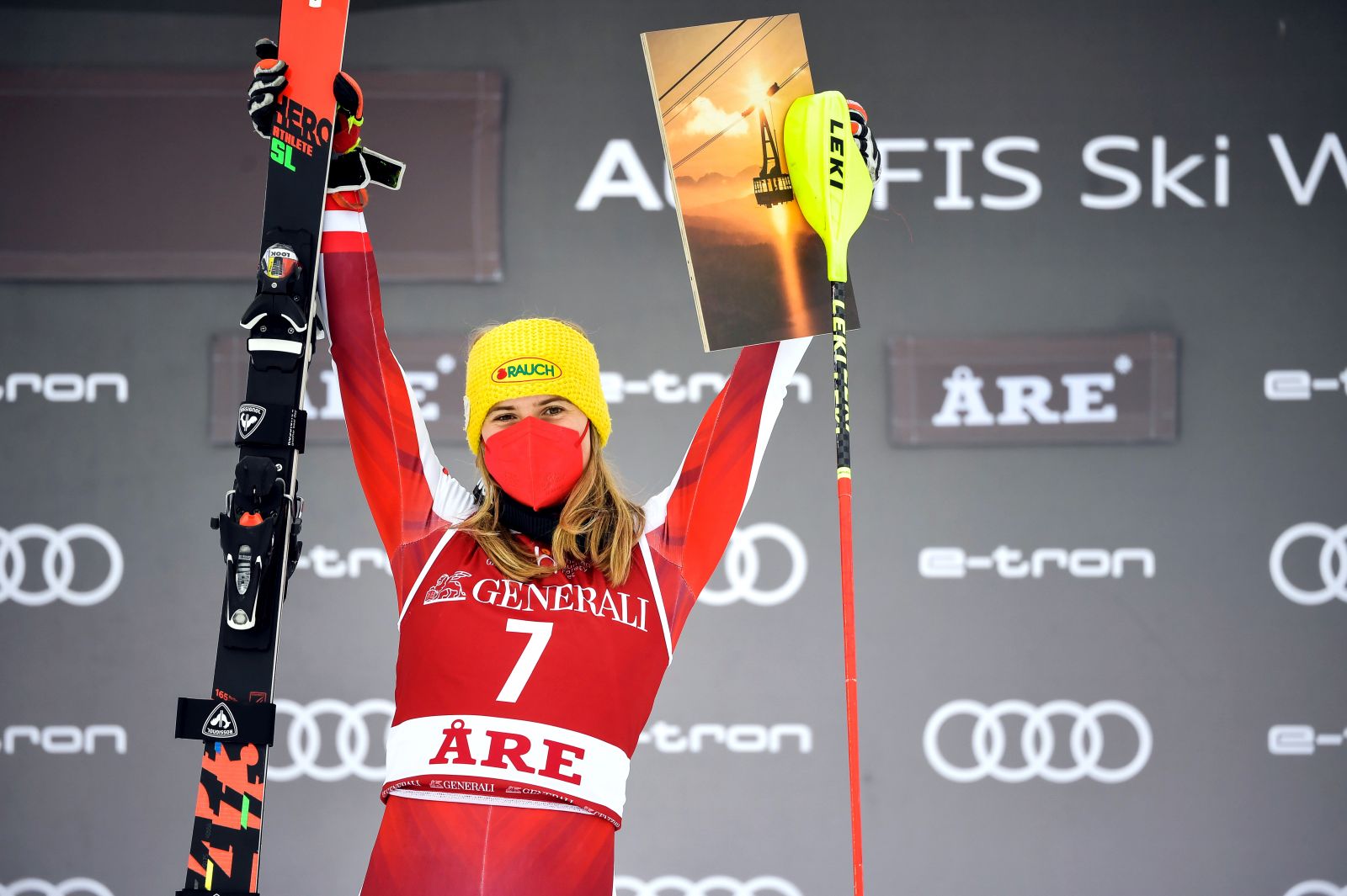 epa09071720 Katharina Liensberger of Austria celebrates on the podium after winning the women's Slalom race of the FIS Alpine Skiing World Cup in Are, Sweden, 13 March 2021.  EPA/Pontus Lundahl  SWEDEN OUT