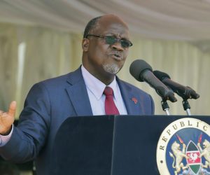 epa09080735 (FILE) Tanzanian President John Magufuli (C) delivers his speech during the official commissioning ceremony of the Nairobi Southern Bypass road in Nairobi, Kenya, 01 November 2016 (reissued 17 March 2021). Tanzania's Vice president Samia Suluhu Hassan in a TV address announced that Tanzanian President John Magufuli has died on 17 March 2021 at the age of 61.  EPA/DANIEL IRUNGU *** Local Caption *** 53099205