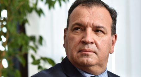 Beroš reagirao na odluku veledrogerija o obustavi lijekova: “Hrvatski pacijenti neće ostati bez lijekova”