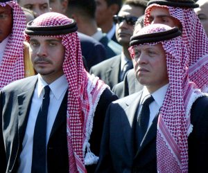 epa09116137 (FILE) - Former Jordanian Crown Prince Hamzah bin Al Hussein (L) with his half brother King Abullah of Jordan (R) as they walk together in the funeral procession of Palestinian President Yasser Arafat in Cairo, Egypt, 12 November 2004 (reissued on 04 April 2021), a day after several senior figures were detained and the half-brother of King Abdullah II prince Hamzah bin Hussein said that he was put under house arrest. Security agencies, through long-term and comprehensive joint investigations have been following activities and movements by His Royal Highness Prince Hamzah bin Al Hussein and others, said Deputy Prime Minister and Minister of Foreign Affairs and Expatriates Ayman Safadi in a press conference on 04 April.  EPA/MIKE NELSON *** Local Caption *** 00320818