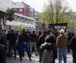 12.04.2021. Mostar: Prosvjedi zbog policijske brutalnosti  

Denis Kapetanovic/PIXSELL