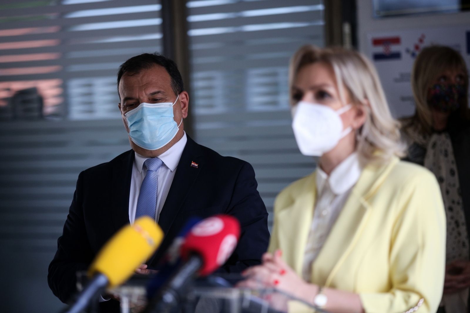 25.05.2021., Zagreb - Ministar zdravstva RH Vili Beros dao je izjavu za medije nakon potpisivanja ugovora o donaciji cjepiva Crnoj Gori i suradnje u transplatacijskom programu. Photo: Zeljko Hladika/PIXSELL