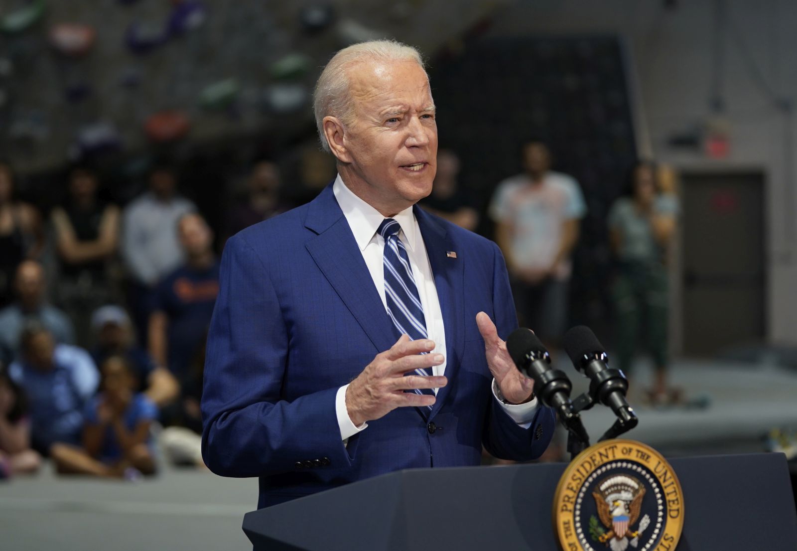 epa09233693 US President Joe Biden delivers remarks at Sportrock Climbing Center in Alexandria, Virginia, USA, 28 May 2021, to celebrate the significant progress Virginia has made in the fight against COVID-19, in partnership with the Biden-Harris Administration.  EPA/Chris Kleponis / POOL