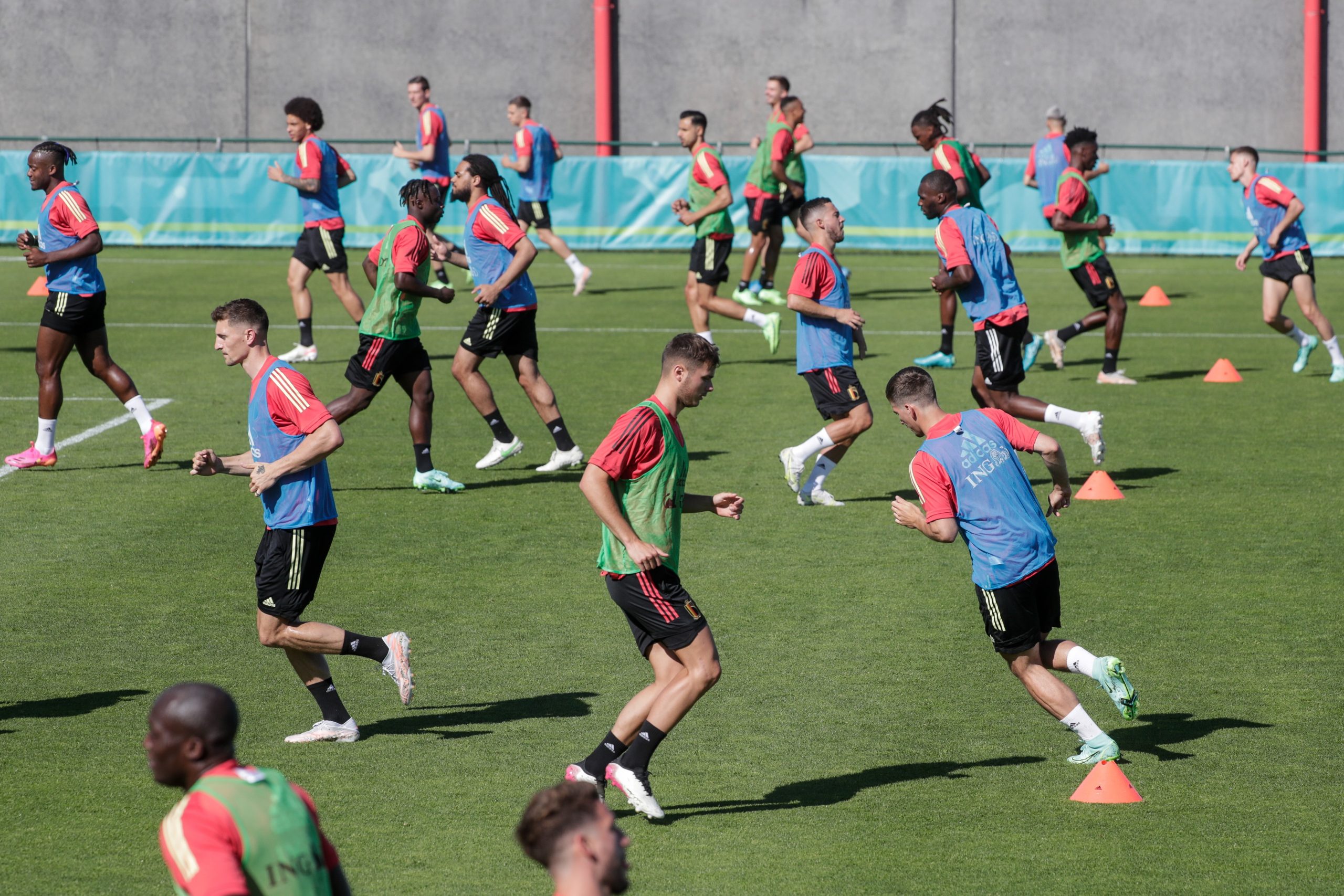 epa09260150 Belgian National soccer team players attend a training session as part of the preparations for EURO 2020 in Tubize, Belgium, 10 June 2021. The UEFA EURO 2020 soccer tournament will be held from 11 June to 11 July 2021.  EPA/STEPHANIE LECOCQ