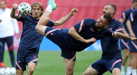 Hrvatska nogometna reprezentacija odradila je trening na stadionu Parken u Kopenhagenu