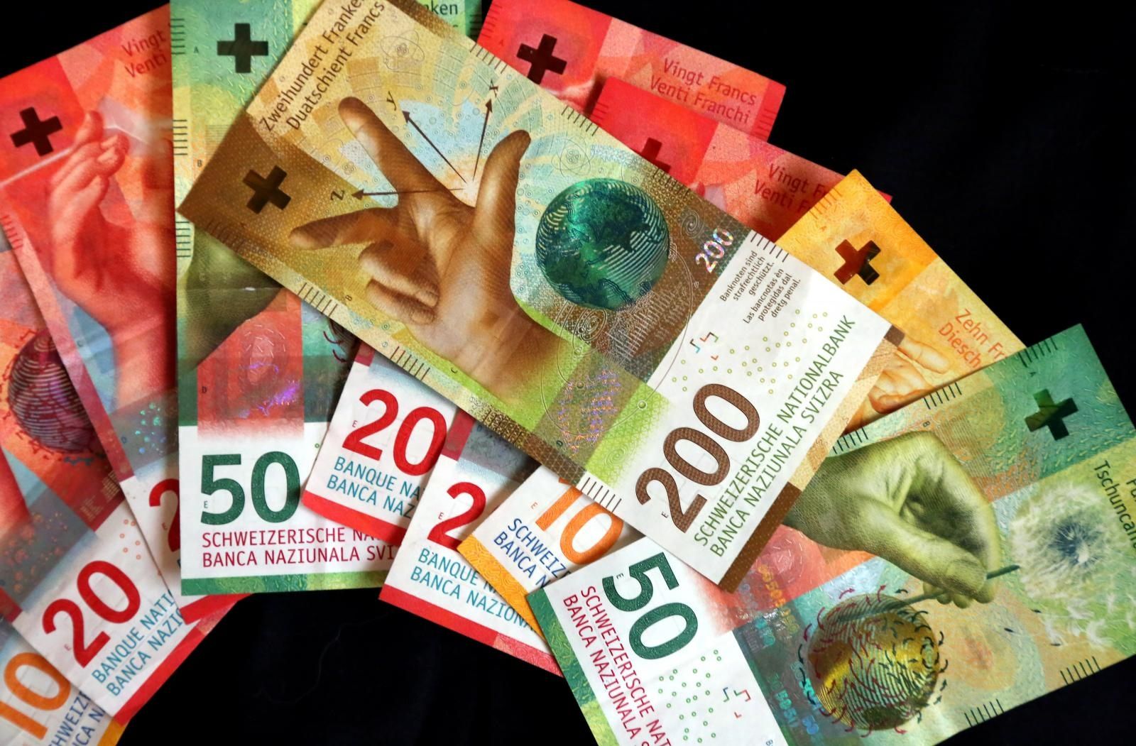 Tijekom 2018. godine Švicarska je pustila u opticaj nove papirnate novčanice švicarskog franka 14.01.2019., Sibenik - Od 2018. godine Svicarska je pustila u opticaj nove papirnate novcanice franka. Photo: Dusko Jaramaz/PIXSELL