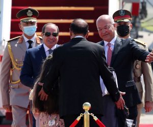 epa09305168 Egyptian President Abdel Fattah al-Sisi (C-L) is welcomed by Iraqi President Barham Salih (C-R) upon his arrival at Baghdad international Airport, Iraq, 27 June 2021. Egyptian President al-Sisi and Jordan's King Abdullah II arrived in Baghdad to participate in a tripartite summit alongside Iraqi Prime Minister Mustafa Al-Kadhimi aiming to discuss the coperation between the three countries.  EPA/AHMED JALIL