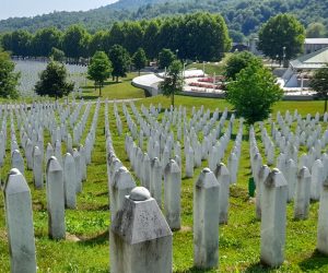 Potočari, 03.07.2021. - Memorijalni centar Srebrenica - Potočari u očekivanju 26. Dana sjećanja na genocid u Srebrenici. Na fotografiji Memorijalni centar u Potočarima - groblje .
foto HINA/ Ivo LUČIĆ/ il