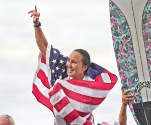 epa09369412 Carissa Moore of the US celebrates winning gold in the Women's final of the Surfing competition of the Tokyo 2020 Olympic Games at the Tsurigasaki Surfing Beach in Ichinomiyai, Japan, 27 July 2021.  EPA/NIC BOTHMA