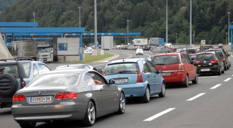 HAK: Gužve na svim hrvatskim prometnicama, na izlazu iz zemlje čeka se i do četiri sata