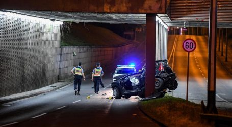 Teška prometna nesreća u Zagrebu: Automobil se zabio u stup, jedna osoba poginula