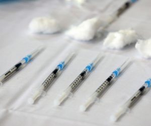 30.06.2021., Sibenik - U Sibeniku nastavljeno je cjepljenje i docjepljivanje. Na raspolaganju gradjanima je oko tisucu doza cjepiva.
Photo: Dusko Jaramaz/PIXSELL