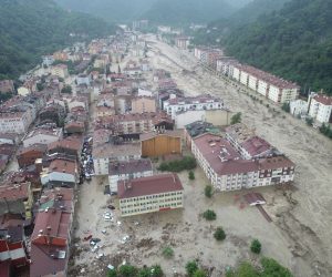 epa09410638 A drone photo shows an aerial view of flooded buildings due to heavy rains in Bozkurt district of Kastamonu, Turkey, 11 August 2021 (issued 12 August 2021). At least one person was killed and several are missing due to flooding in Northern Turkey.  


TURKEY OUT, USA OUT, UK OUT, CANADA OUT, FRANCE OUT, SWEDEN OUT, IRAQ OUT, JORDAN OUT, KUWAIT OUT, LEBANON OUT, OMAN OUT, QATAR OUT, SAUDI ARABIA OUT, SYRIA OUT, UAE OUT, YEMEN OUT, BAHRAIN OUT, EGYPT OUT, LIBYA OUT, ALGERIA OUT, MOROCCO OUT, TUNISIA OUT, AZERBAIJAN OUT, ALBANIA OUT, BOSNIA HERZEGOVINA OUT, BULGARIA OUT, KOSOVO OUT, CROATIA OUT, MACEDONIA OUT, MONTENEGRO OUT, SERBIA OUT, TURKEY OUT, USA OUT, UK OUT, CANADA OUT, FRANCE OUT, SWEDEN OUT, IRAQ OUT, JORDAN OUT, KUWAIT OUT, LEBANON OUT, OMAN OUT, QATAR OUT, SAUDI ARABIA OUT, SYRIA OUT, UAE OUT, YEMEN OUT, BAHRAIN OUT, EGYPT OUT, LIBYA OUT, ALGERIA OUT, MOROCCO OUT, TUNISIA OUT, AZERBAIJAN OUT, ALBANIA OUT, BOSNIA HERZEGOVINA OUT, BULGARIA OUT, KOSOVO OUT, CROATIA OUT, MACEDONIA OUT, MONTENEGRO OUT, SERBIA OUT  EPA/UMIT YORULMAZ