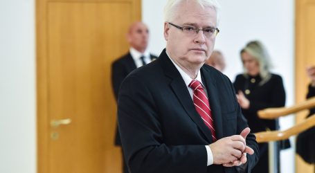 Josipović: “Ove godine nema pomirbenih iskoraka, očito su se HDZ i SDSS dogovorili”