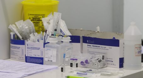 SAD Kosovu donirao 500 tisuća doza cjepiva