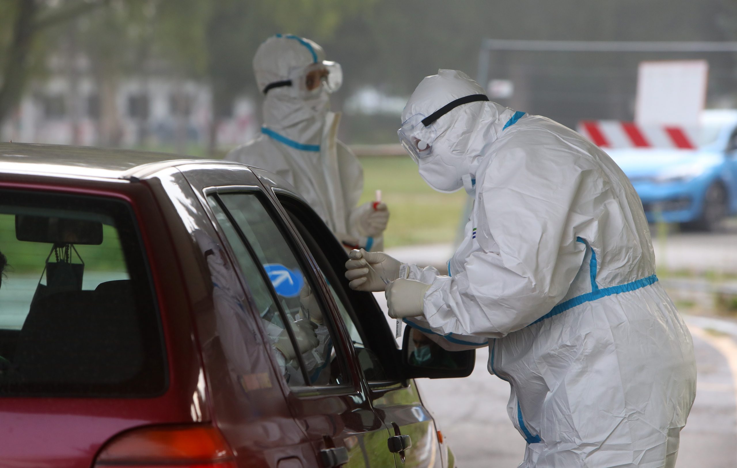 24.08.2021., Karlovac - Guzva na testiranju za koronavirus na drive-in lokaciji u Luscicu.
Photo: Kristina Stedul Fabac/PIXSELL