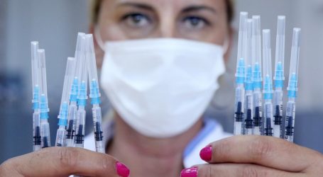 Slovenija: Vlada za Veliku Gospu dogovorila cijepljenje i pred crkvama