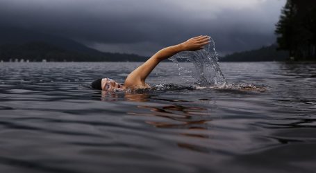 Svi sportovi su korisni, ali plivanje donosi najviše prednosti za kongnitivne funkcije mozga
