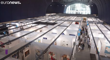 Otvorena velika umjetnička izložba Art Paris 2021, predstavljena djela iz ‘teškog vremena’