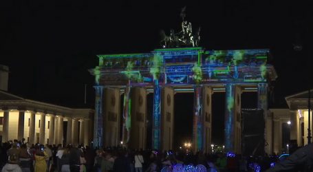 Berlin: Na brojnim gradskim lokacijama započelo održavanje Festivala svjetla