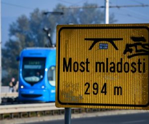19.10.2020., Zagreb  - U promet je pustena tramvajska pruga na mostu Mladosti.  Photo: Josip Regovic/PIXSELL
