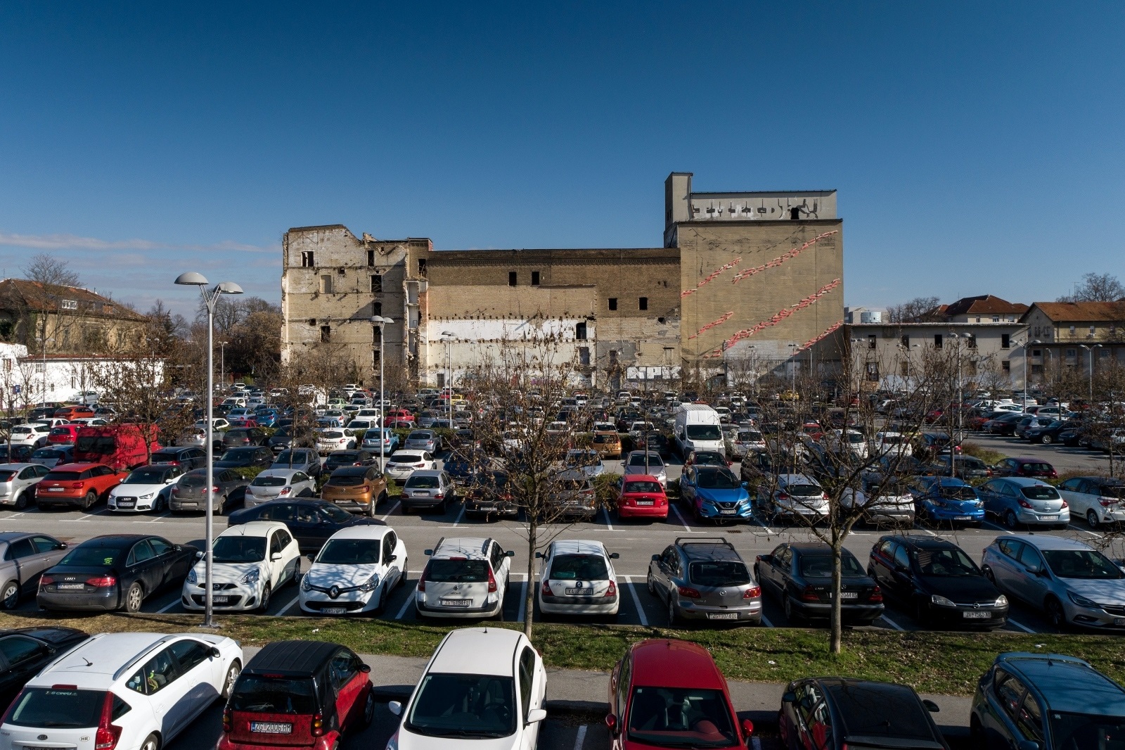 16.02.2021., Zagreb - Fotografija iz zraka stare rusevne zgrade Paromlina i parkiralista uz nju. Photo: Igor Kralj/PIXSELL
