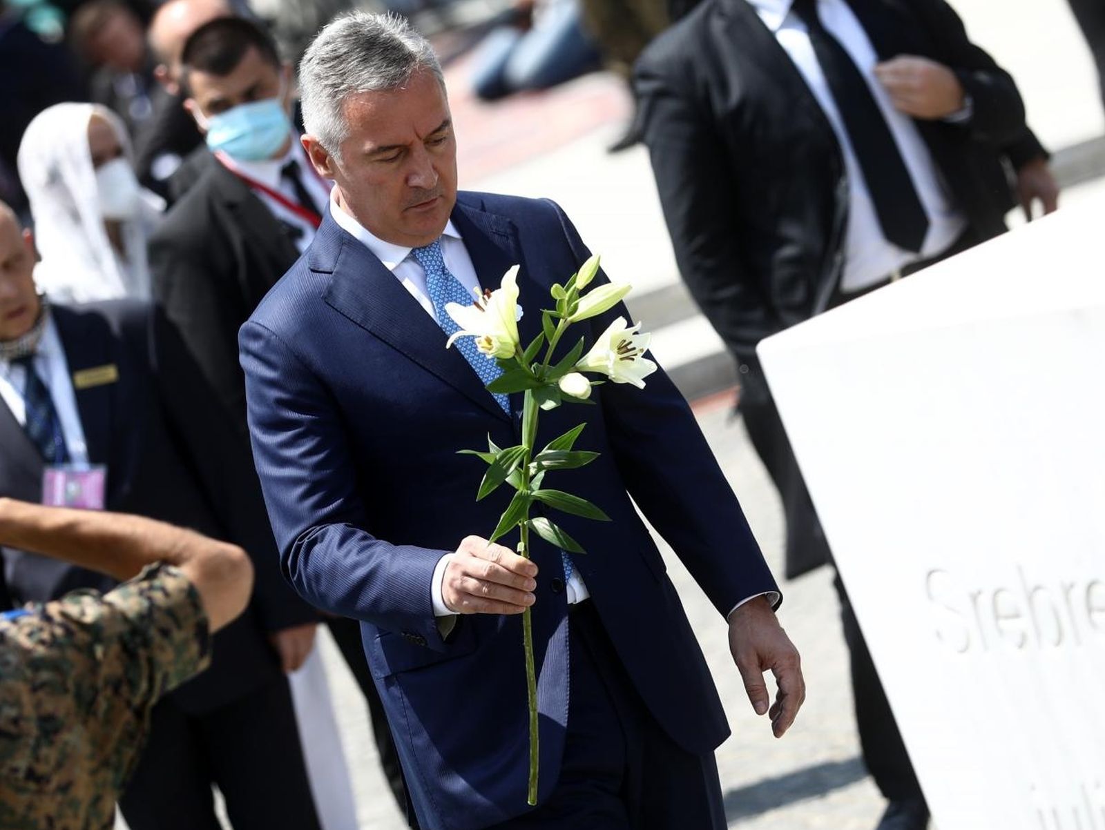 11.07.2021., Potocari, Bosna i Hercegovina - Brojne delegacije polozile su cvijece u znak sjecanja na ubijene u genocidu u Srebrenici. Milo Djukanovic
Photo: Armin Durgut/PIXSELL