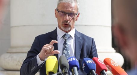 Guverner Vujčić: “Intencija HNB-a je zaštita potrošača, banke bi godišnje mogle imati sto milijuna kuna manje prihoda”