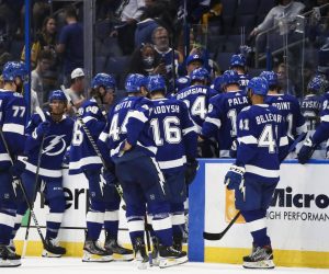 October 12, 2021, Tampa, Florida, USA: Tampa Bay Lightning players skate off the ice after getting beat by the Pittsburgh Penguins with a final score of 6-2 in the NHL, Eishockey Herren, USA season opener at Amalie Arena on Tuesday, Oct. 12, 2021 in Tampa. Tampa USA - ZUMAs70_ 0138411255st Copyright: xDirkxShaddx