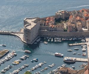 01.10.2021., Srdj, Dubrovnik - Pogled na dubrovacku staru jezgru.
Photo: Grgo Jelavic/PIXSELL