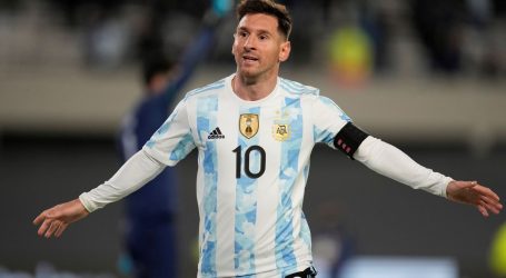 2010. SU GA NAZVALI ARGENTINSKIM NOGOMETNIM ČUDOM: Lionel Messi, novi mesija bolji od Maradone