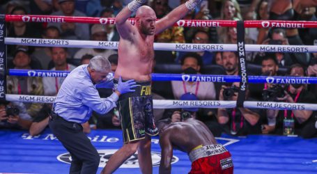 Fury nokautirao Wildera i obranio WBC naslov svjetskog prvaka